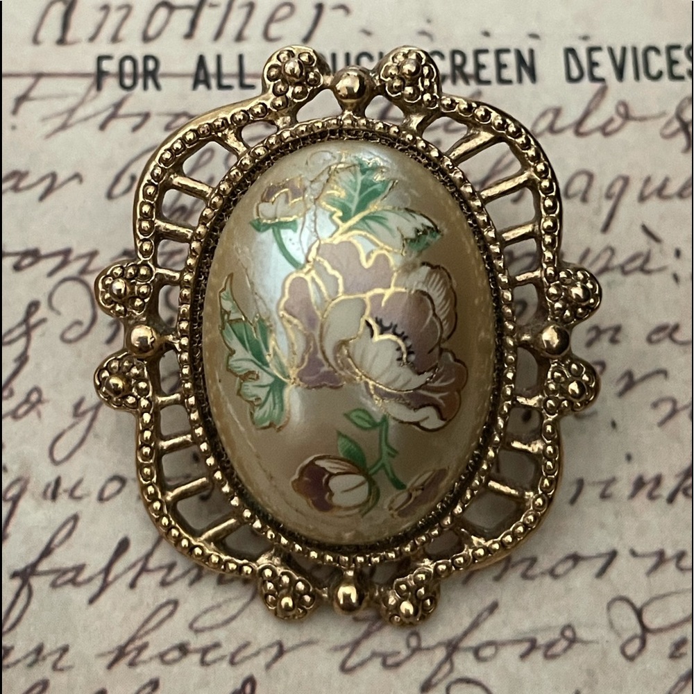 Vintage Earrings - Picture 5 of 5